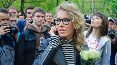 Socialite celebrity Sobchak looks to scoop protest vote in Russia's 2018 election